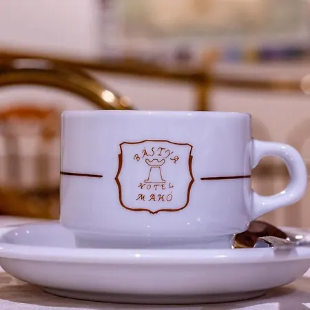 Bastya Hotel 3*