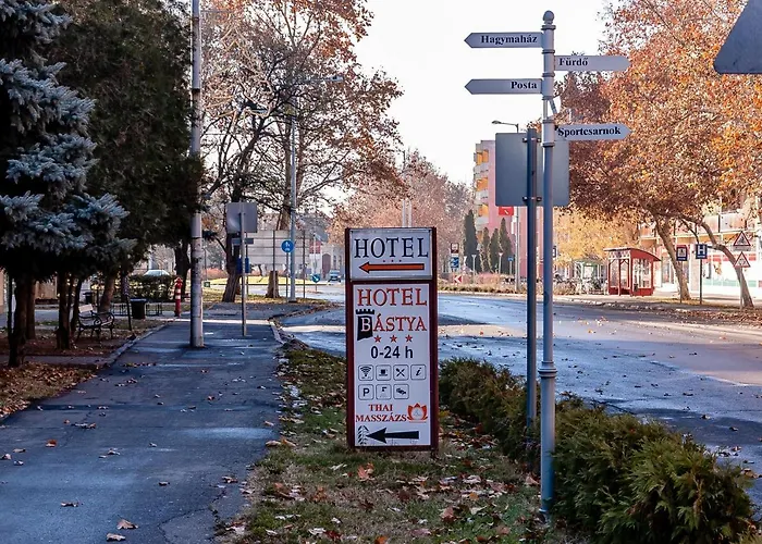 Отель Bastya